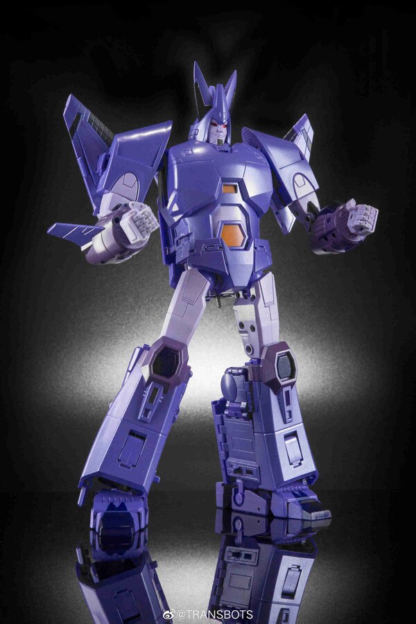 X Transbots MX 3+ Eligos (Cyclonus) Metallic Edition Image  (9 of 17)